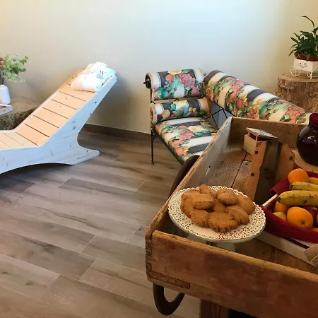 ファームステイ Casale Ai Prati ラティザーナ