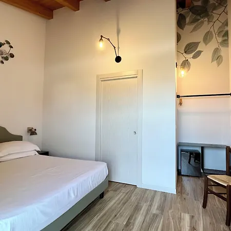 ファームステイ Casale Ai Prati ラティザーナ